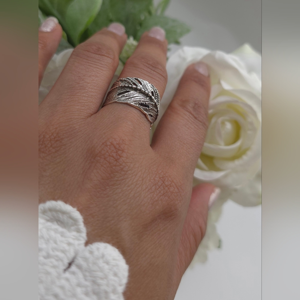 🥰 CURVY FEATHER RING - Picture 7 of 10